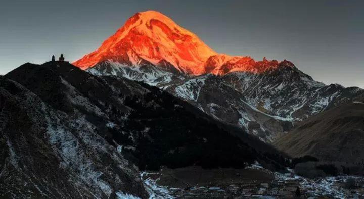 Eastern Georgia Hotel Kazbegi Eksteriør billede